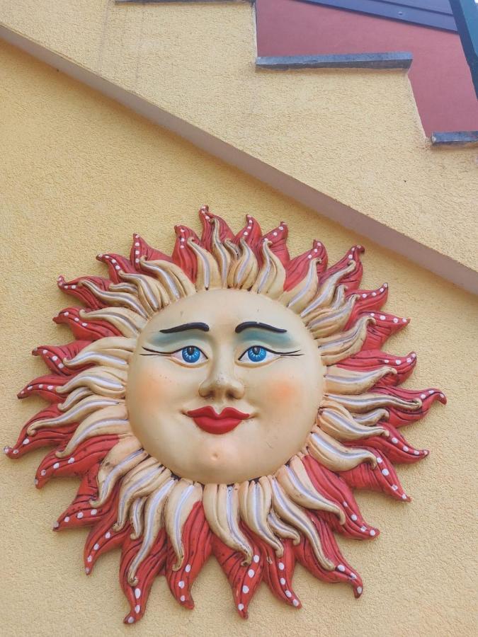 Casa Vacanza Del Sole Мило Экстерьер фото